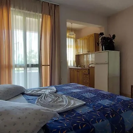 Madani Konukevi Dıraç