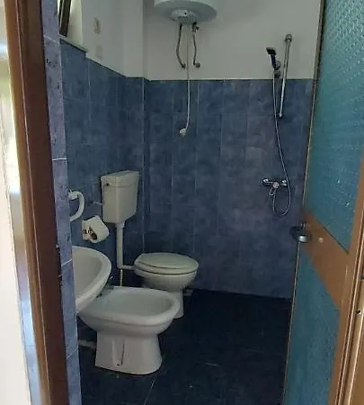 Madani 3* Durrës