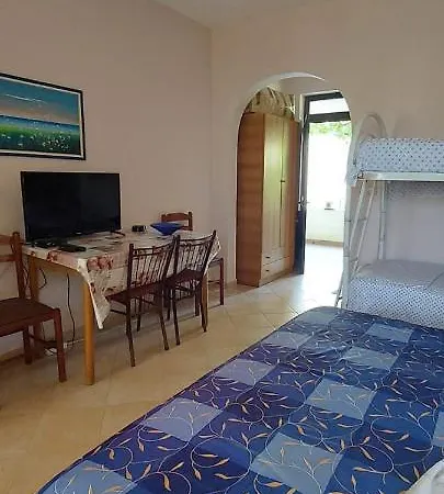 Madani 3* Durrës